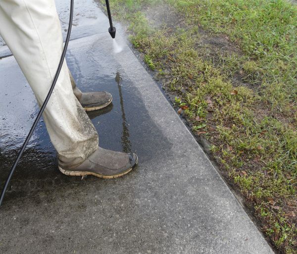 Cost of Concrete Slab Powerwashing in Scranton